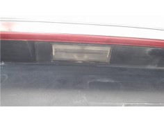 Recambio de piloto trasero central para renault r 21 berlina (b/l48) referencia OEM IAM 7700792915  