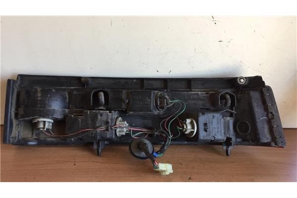 Recambio de piloto trasero izquierdo para suzuki swift berlina (sf/ea) referencia OEM IAM 22032283 3306511L 