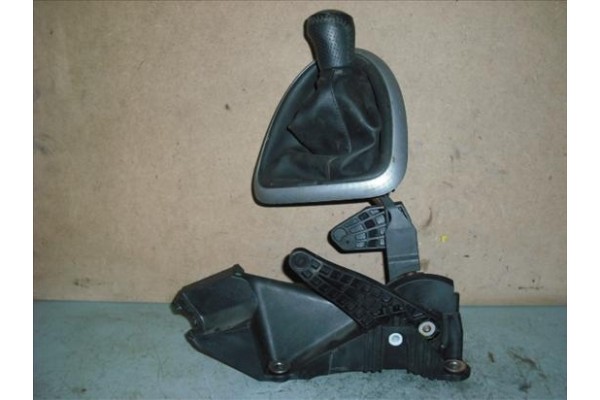 Recambio de palanca de cambio para nissan qashqai (j10) 2.0 dci referencia OEM IAM 34101JD500  