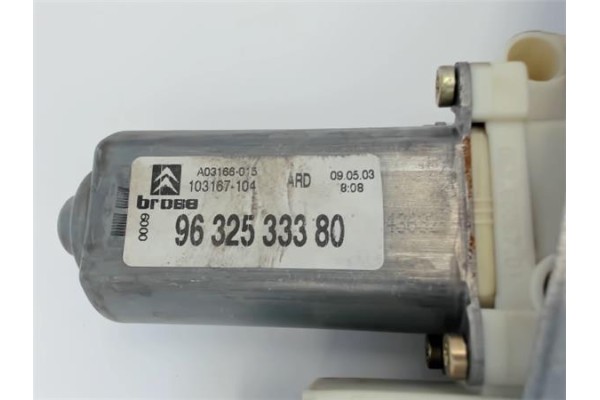 Recambio de mecanismo elevalunas trasero derecho para citroen c5 berlina 2.0 hdi exclusive referencia OEM IAM 922467 37553 