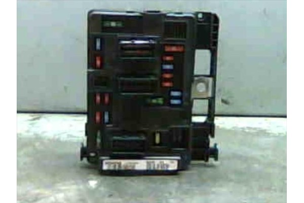 Recambio de centralita para citroen c3 1.4 hdi referencia OEM IAM 965061838000 T118470004L 