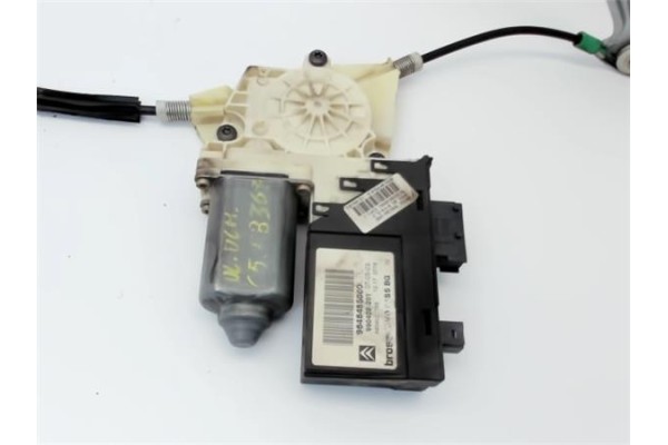 Recambio de mecanismo elevalunas delantero derecho para citroen c5 berlina 2.0 hdi exclusive referencia OEM IAM 9648485080 99040
