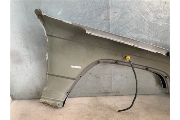 Recambio de aleta delantero izquierda para jeep cherokee (xj) 2.5 td referencia OEM IAM 56022321AA  