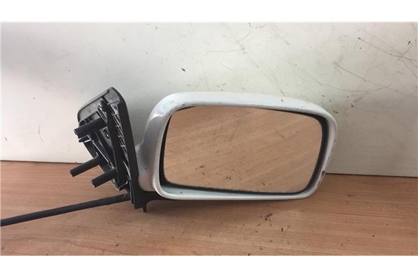 Recambio de retrovisor derecho para volkswagen polo iii (6n1) 1.7 sport air referencia OEM IAM E902008  