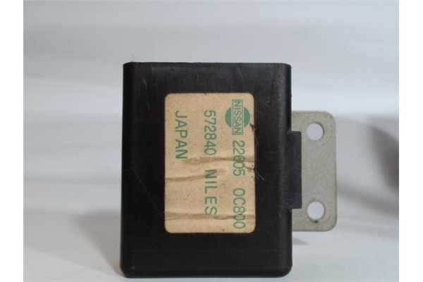 Recambio de caja fusibles/rele para nissan vanette cargo 2.3 vanette cargo caja cerrada referencia OEM IAM 226050C800 572840 