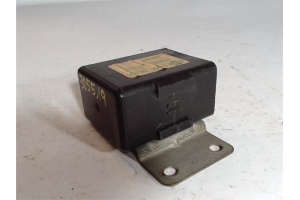 Recambio de caja fusibles/rele para nissan vanette cargo 2.3 vanette cargo caja cerrada referencia OEM IAM 226050C800 572840 