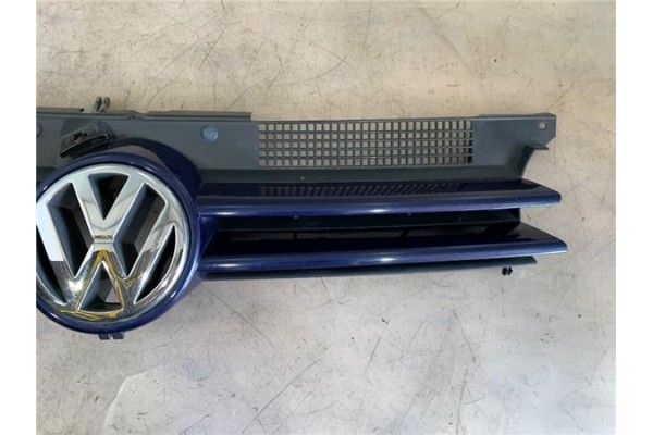 Recambio de rejilla paragolpes delantero para volkswagen golf iv berlina (1j1) 1.9 tdi referencia OEM IAM 1J0853655G 1J0853651H 