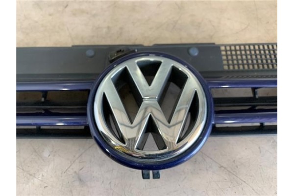 Recambio de rejilla paragolpes delantero para volkswagen golf iv berlina (1j1) 1.9 tdi referencia OEM IAM 1J0853655G 1J0853651H 