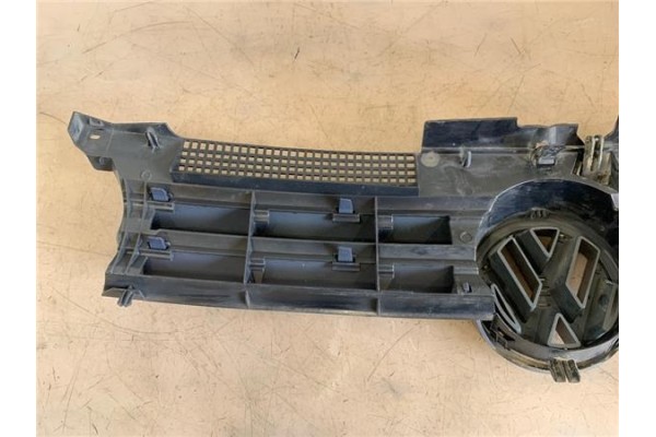 Recambio de rejilla paragolpes delantero para volkswagen golf iv berlina (1j1) 1.9 tdi referencia OEM IAM 1J0853655G 1J0853651H 