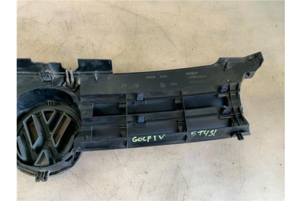 Recambio de rejilla paragolpes delantero para volkswagen golf iv berlina (1j1) 1.9 tdi referencia OEM IAM 1J0853655G 1J0853651H 