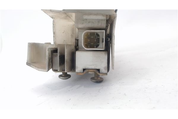 Recambio de cierre electromagnetico delantero derecho para ford fiesta iv (ja_, jb_) 1.8 d referencia OEM IAM 4595314 94FBA21812