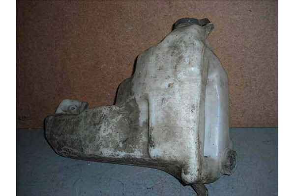 Recambio de deposito limpiaparabrisas para audi 80 /90 (893) 1.6 80 referencia OEM IAM 893955453B  