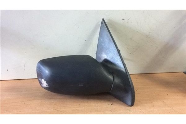 Recambio de retrovisor derecho para ford fiesta berl./courier 1.6 surf referencia OEM IAM 94FB17682DB  