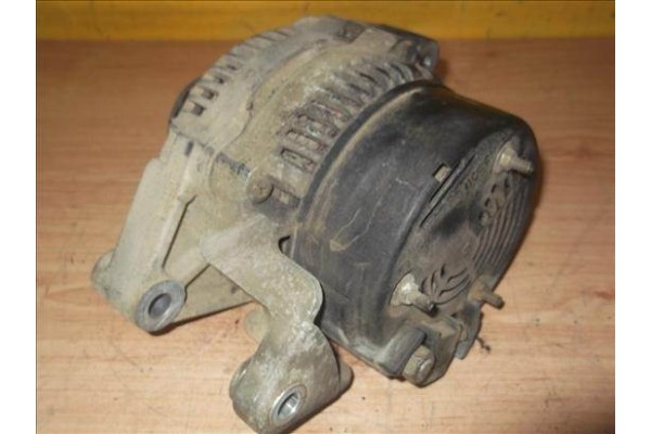 Recambio de alternador para opel astra f berlina 2.0 i referencia OEM IAM 90413760 0123120001 