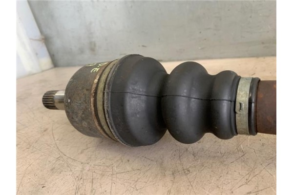 Recambio de palier delantero izquierdo para peugeot 406 berlina (s1/s2) 2.0 16v referencia OEM IAM 3272S5  