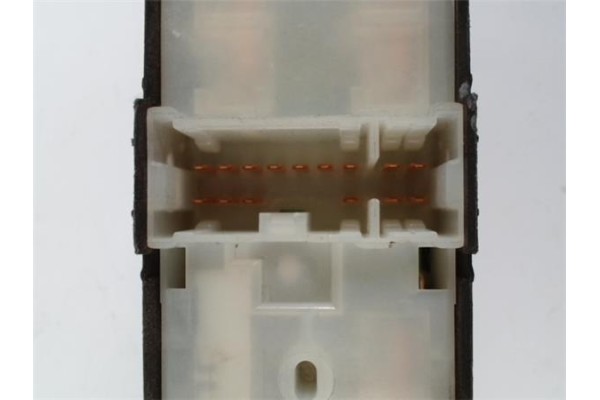 Recambio de mando elevalunas para nissan almera tino (v10m) 2.2 di referencia OEM IAM 25401VB000  
