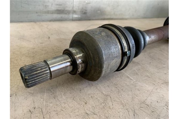 Recambio de palier delantero izquierdo para peugeot 406 berlina (s1/s2) 2.0 16v referencia OEM IAM 3272S5  