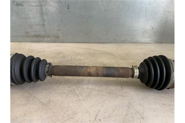Recambio de palier delantero derecho para mazda 2 (b2w) 1.4 cd referencia OEM IAM Y40225600  