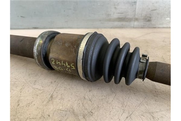 Recambio de palier delantero derecho para mazda 2 (b2w) 1.4 cd referencia OEM IAM Y40225600  