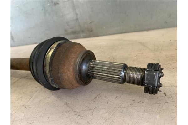 Recambio de palier delantero izquierdo para mazda 2 (b2w) 1.4 cd referencia OEM IAM Y40225500  