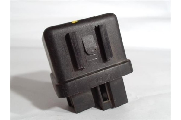 Recambio de caja precalentamiento para nissan vanette cargo 2.3 vanette cargo combi - 5 referencia OEM IAM 25230G2400  