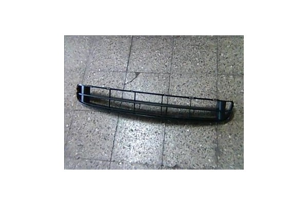 Recambio de rejilla paragolpes delantero para honda jazz (gd1/5) 1.4 referencia OEM IAM   