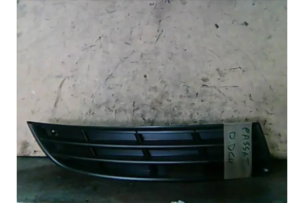 Recambio de rejilla paragolpes delantero derecha para volkswagen passat variant (3c5) 1.9 tdi referencia OEM IAM   