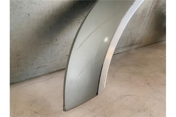 Recambio de moldura aleta delantero izquierda para suzuki grand vitara 3 puertas (sq/gt) 2.0 td dlx referencia OEM IAM 7765065DB