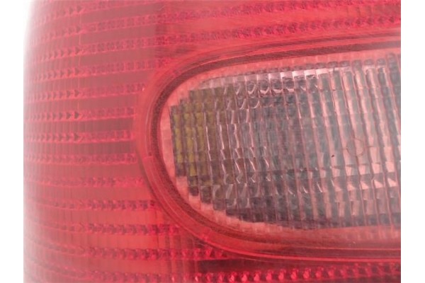 Recambio de piloto trasero izquierdo para citroen xsara berlina 1.6i 16v premier referencia OEM IAM 6350P3 PG4204154 6350P4 , CI