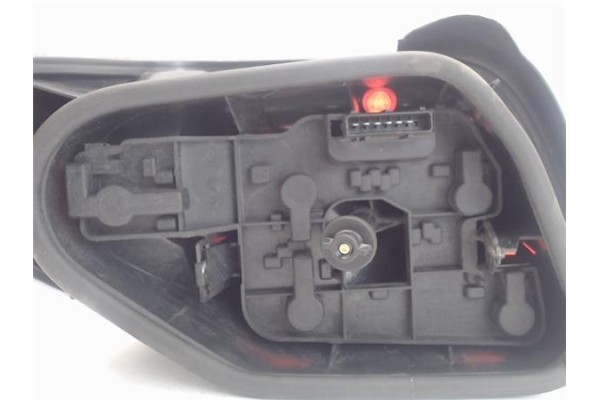 Recambio de piloto trasero derecho para citroen xsara berlina 1.6i 16v premier referencia OEM IAM 6351P3 PG4204153 6351P4 , CITR