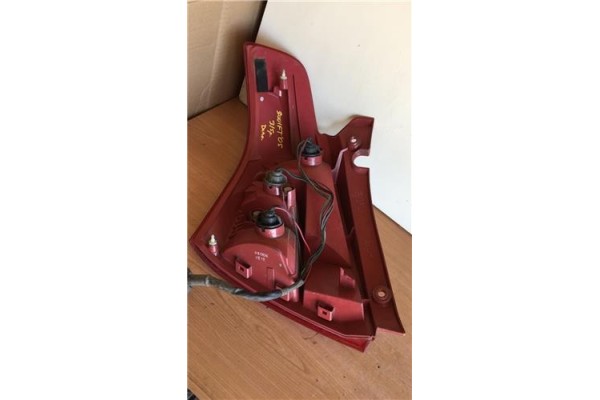 Recambio de piloto trasero derecho para suzuki swift berlina (rs/mz) 1.3 gl (3-ptas.) referencia OEM IAM P4476R 1657 