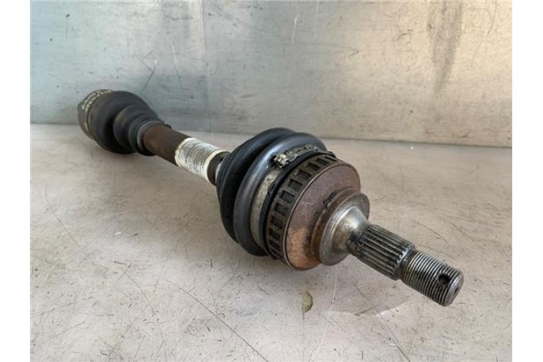 Recambio de palier delantero izquierdo para citroen xsara picasso 2.0 hdi referencia OEM IAM 32728S  