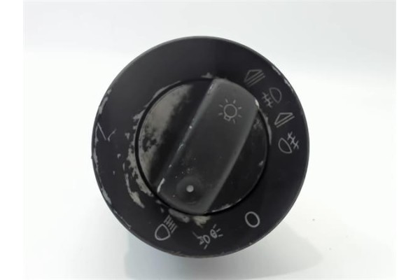 Recambio de mando de luces para audi a4 berlina (8e) 1.9 tdi (96kw) referencia OEM IAM 8E0941531A  