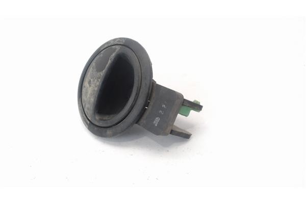 Recambio de manilla int. puerta trasero izquierda para chevrolet kalos 1.2 se referencia OEM IAM 96541647  