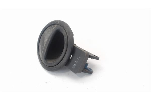 Recambio de manilla int. puerta trasero derecha para chevrolet kalos 1.2 se referencia OEM IAM 96541648  