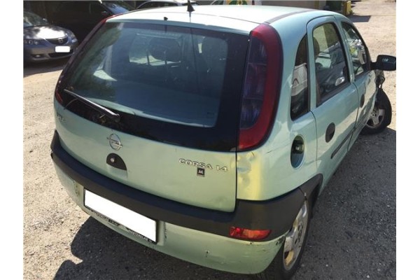 opel corsa c del año 2001