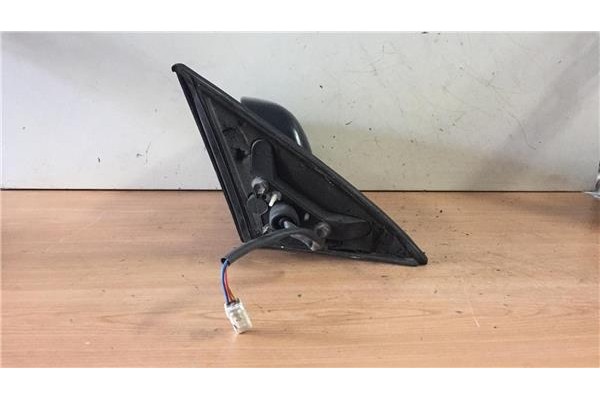 Recambio de retrovisor electrico izquierdo para toyota carina (t19) 1.6 berlina referencia OEM IAM E11011160  