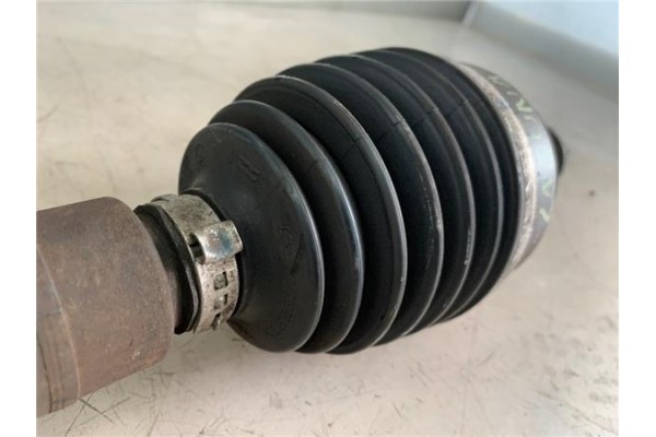 Recambio de palier delantero izquierdo para renault laguna ii (bg0) 1.9 dci (bg1a, bg1w) referencia OEM IAM 8200470129  