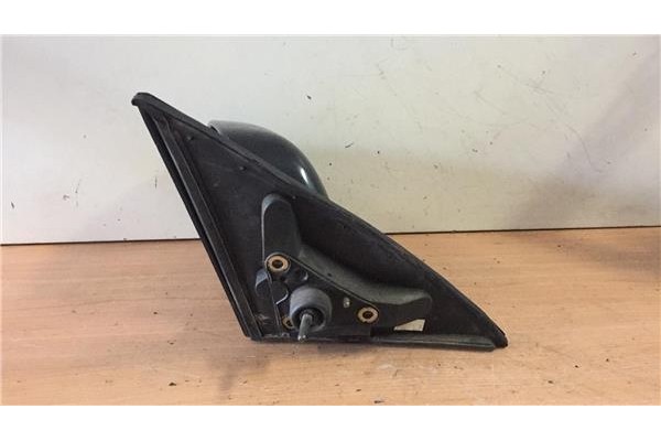 Recambio de retrovisor izquierdo para toyota carina (t19) 1.6 berlina referencia OEM IAM E11011160  