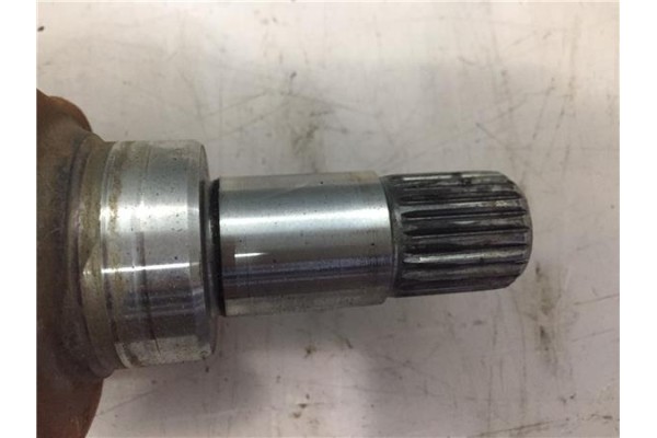 Recambio de palier delantero izquierdo para peugeot 206 1.4 hdi eco 70 referencia OEM IAM 9630767680  