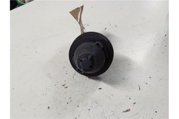 Recambio de tapon combustible para citroen zx 1.4 i referencia OEM IAM    Recambio de tapon combustible para citroen zx 1.4 i referencia OEM IAM