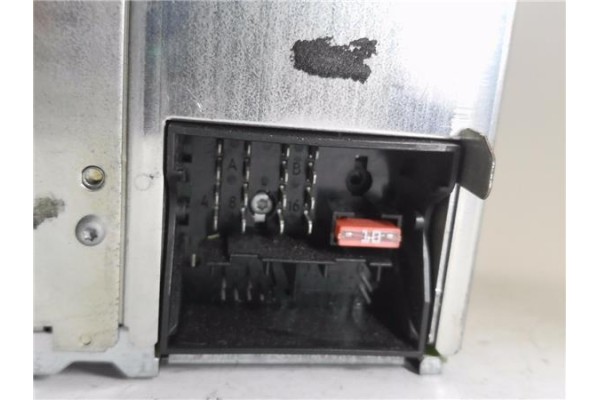 Recambio de radio / cd para seat toledo (5p2) 1.9 tdi referencia OEM IAM 5P10351521 8,15764E+12 