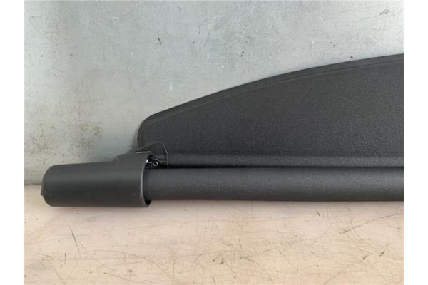 Recambio de bandeja trasero para mazda 2 (b2w) 1.4 cd referencia OEM IAM DD106834XFKZ  