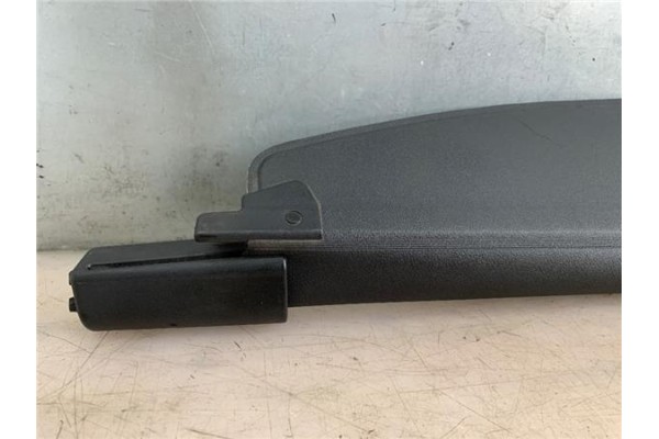Recambio de bandeja trasero para mazda 2 (b2w) 1.4 cd referencia OEM IAM DD106834XFKZ  