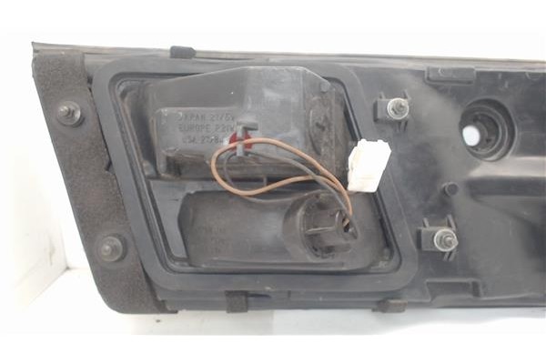 Recambio de piloto trasero central para nissan maxima qx (a32) referencia OEM IAM 2655043U66  