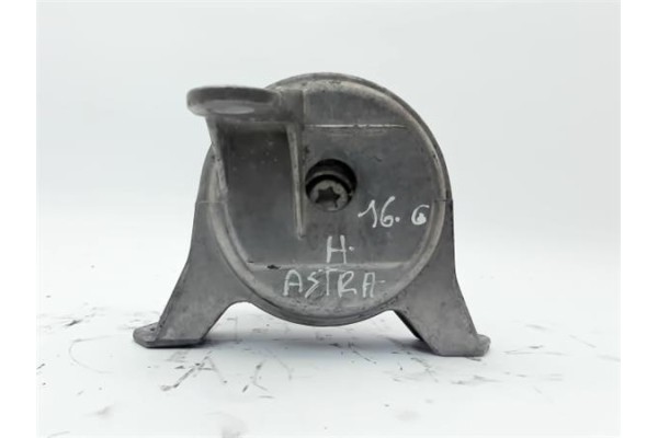 Recambio de soporte motor para opel astra h berlina 1.6 sport referencia OEM IAM   