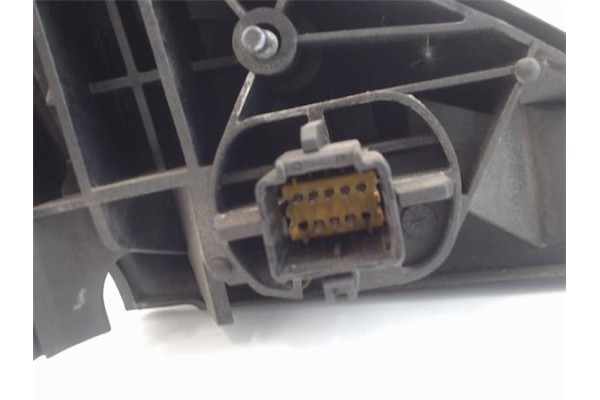 Recambio de retrovisor electrico izquierdo para renault scenic ii (jm) referencia OEM IAM   