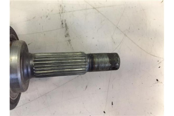 Recambio de palier delantero derecho para nissan micra (k11) 1.3 i 16v referencia OEM IAM 391004F400 BCJ1248 