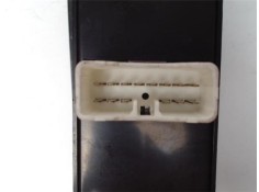 Recambio de mando elevalunas para hyundai trajet (fo) 2.0 referencia OEM IAM 621W02250  