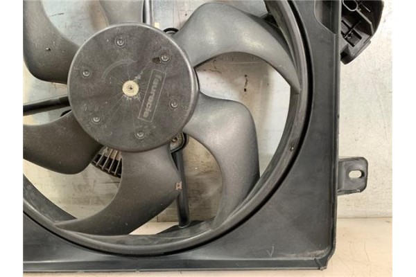 Recambio de electroventilador para citroen c2 1.4 referencia OEM IAM 9653804080  